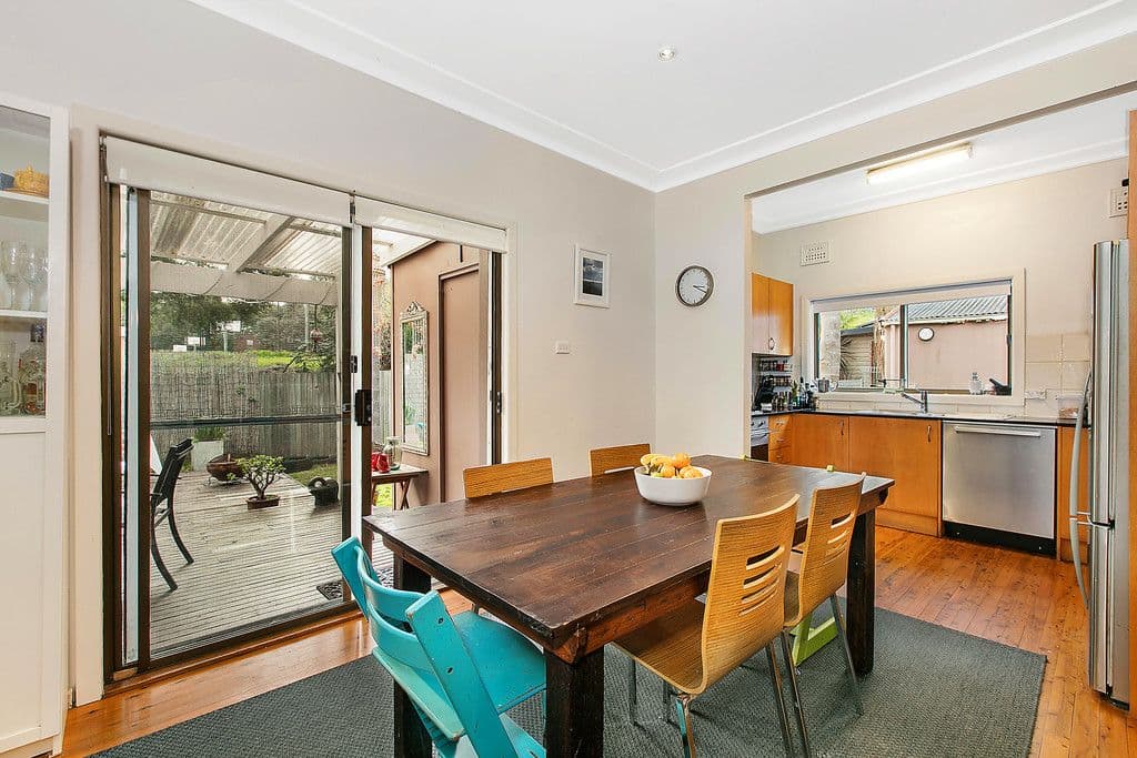 5 Burilla Avenue, North Curl Curl NSW 2099, North Curl Curl - Thumbnail 4