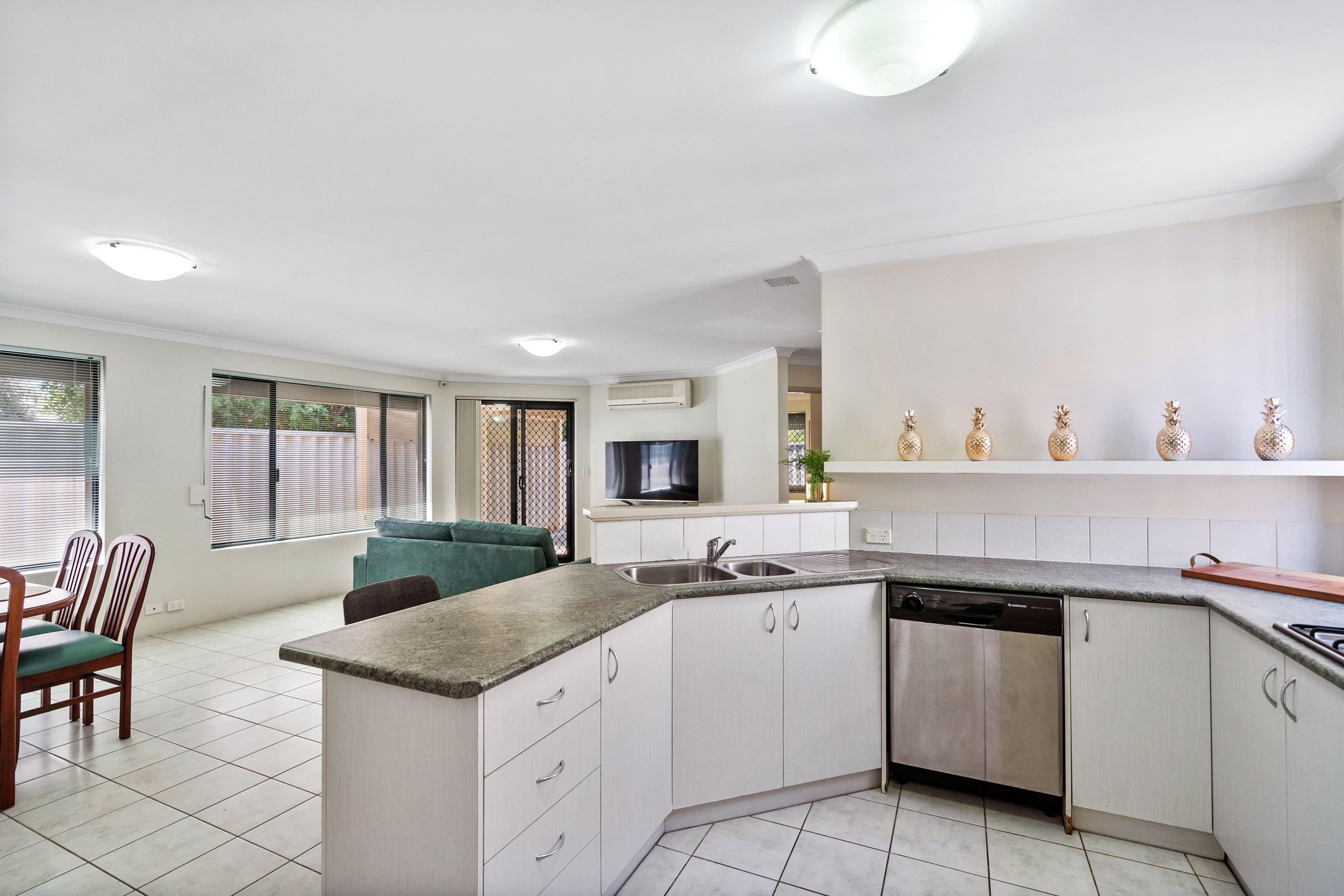 27a Melbourne Way, Morley WA 6062, Morley - Thumbnail 8
