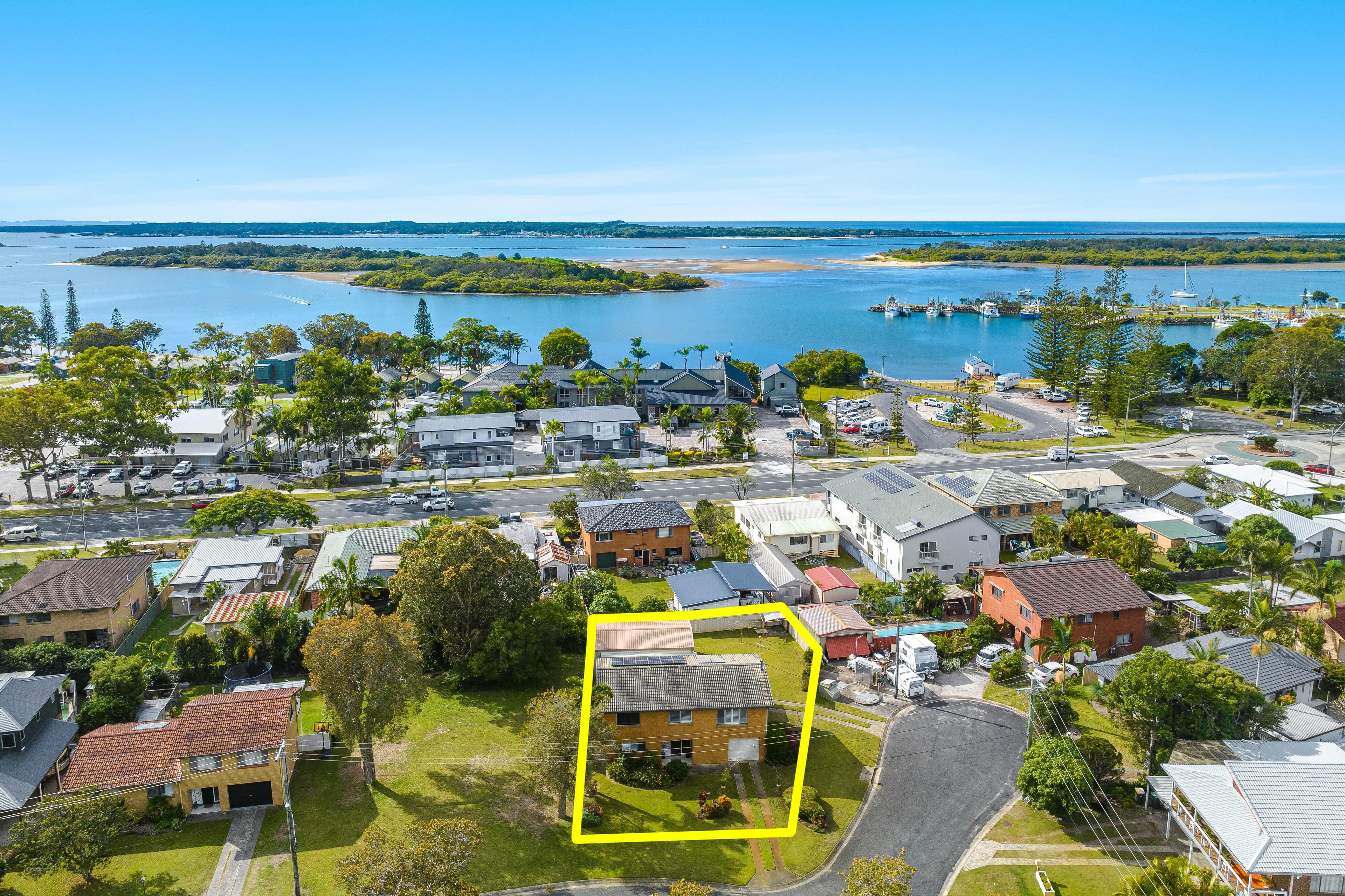 60 Coonawarra Court, Yamba NSW 2464, Yamba - Image 1
