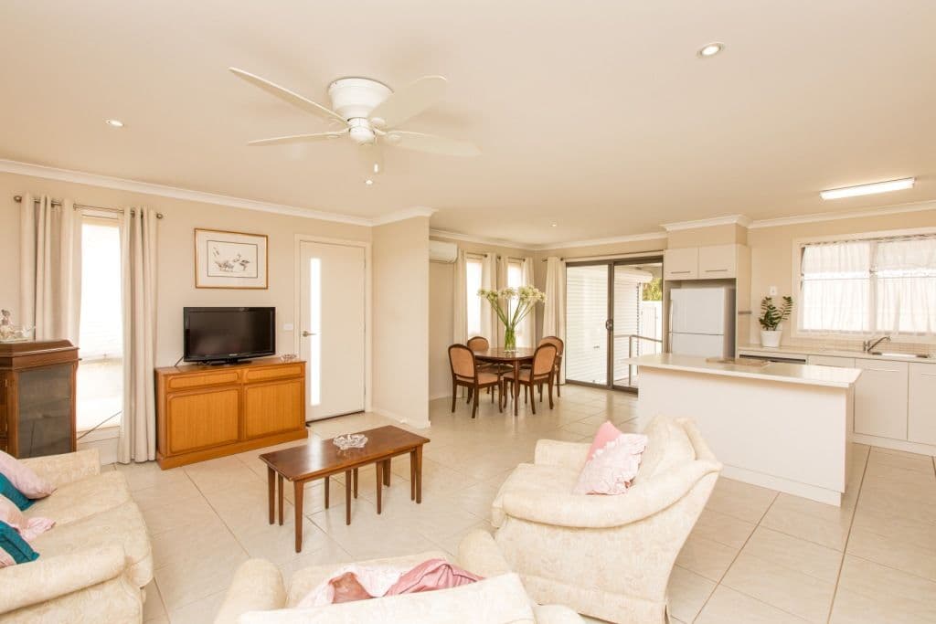 271-285 Tenth Street, Mildura VIC 3500, Mildura - Thumbnail 3
