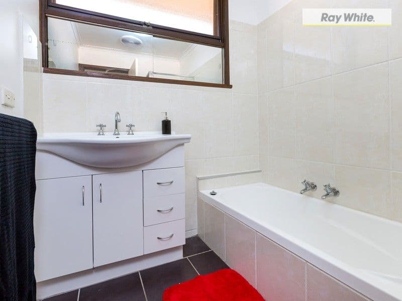 214 Ninth Avenue, Rosebud VIC 3939, Rosebud - Thumbnail 4