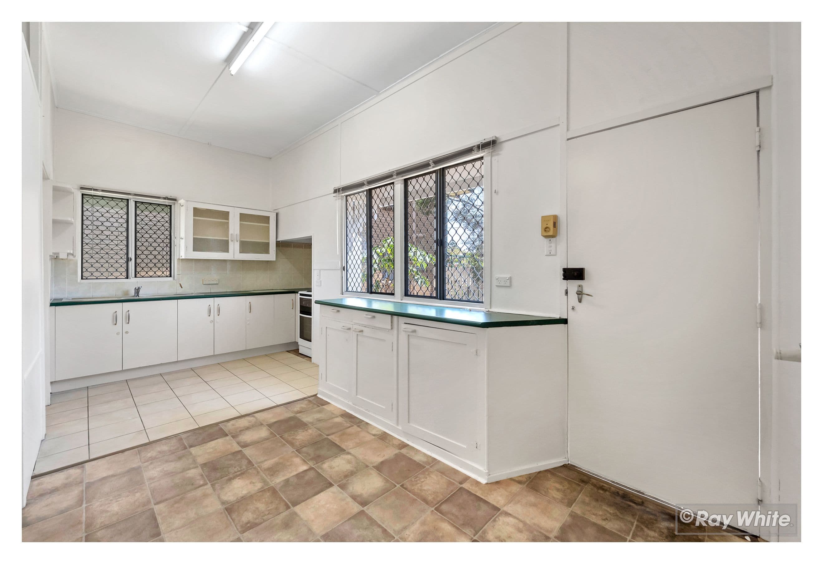83 Bennett Street, Berserker QLD 4701, Berserker - Thumbnail 4