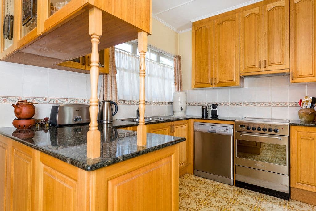 21 Cain Street, Everton Park QLD 4053, Everton Park - Thumbnail 3