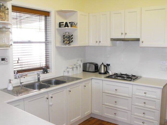 10 Junction Street, PARKES NSW 2870, Parkes - Thumbnail 2