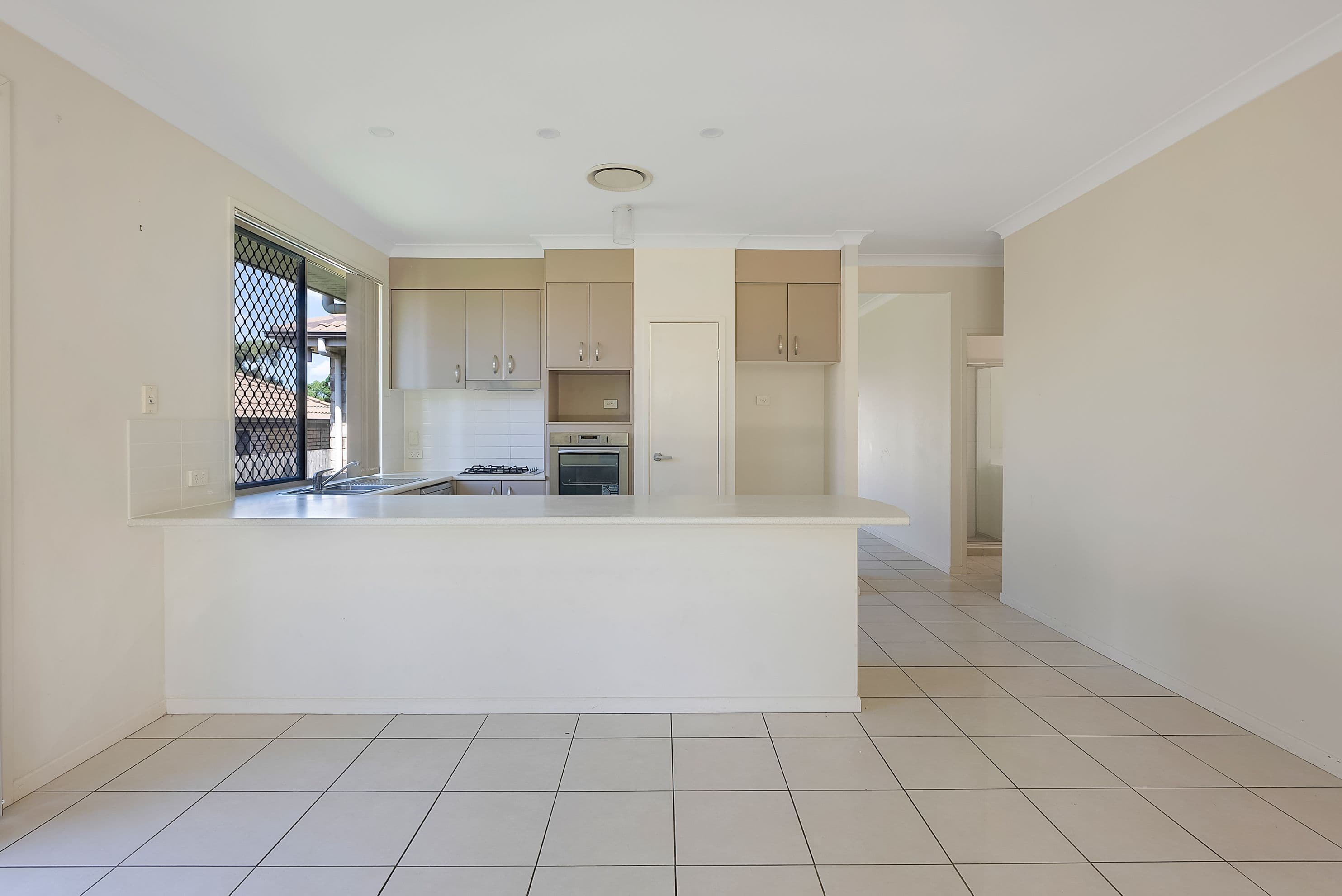19 Eaton Close, North Lakes QLD 4509, North Lakes - Thumbnail 3