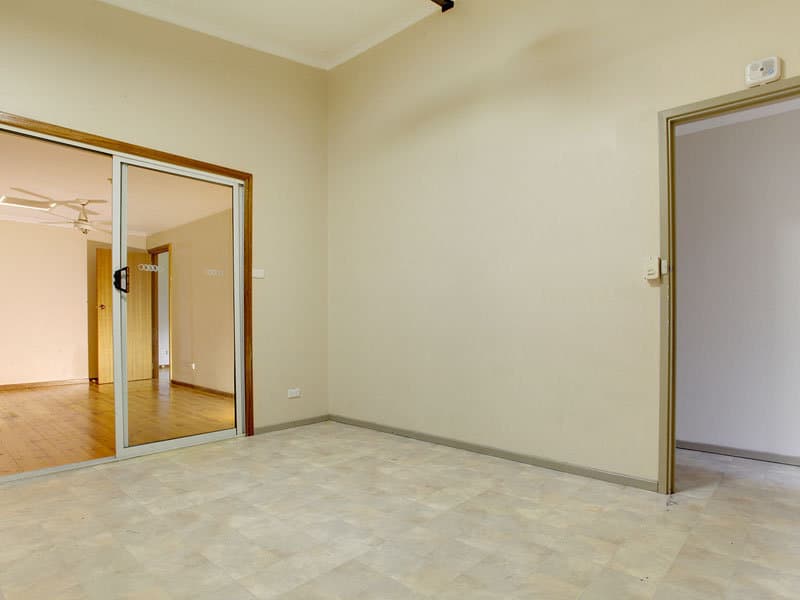 6 Kenneth Road, Morphett Vale - Thumbnail 3