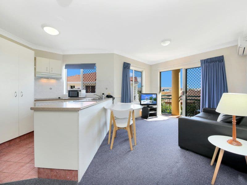 40 Burra Street, Surfers Paradise QLD 4217, Surfers Paradise - Thumbnail 2