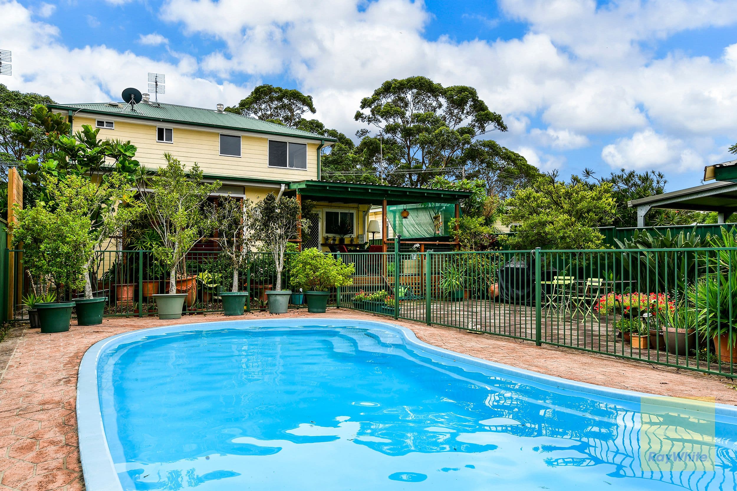 12 Waterloo Avenue, Woy Woy NSW 2256, Woy Woy - Thumbnail 2