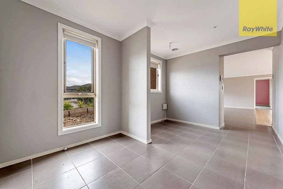 9 Ferdinand Place, Melton West VIC 3337, Melton West - Thumbnail 2