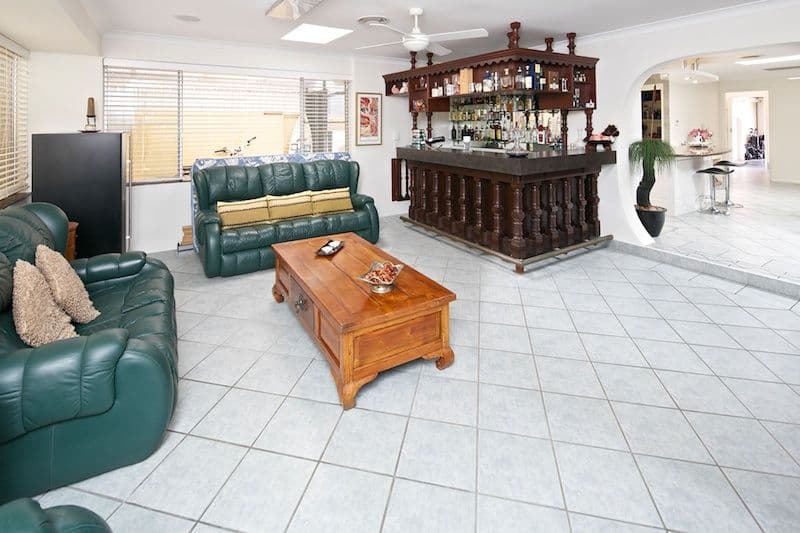 6 Bulolo Avenue, RUNAWAY BAY QLD 4216, Runaway Bay - Thumbnail 7