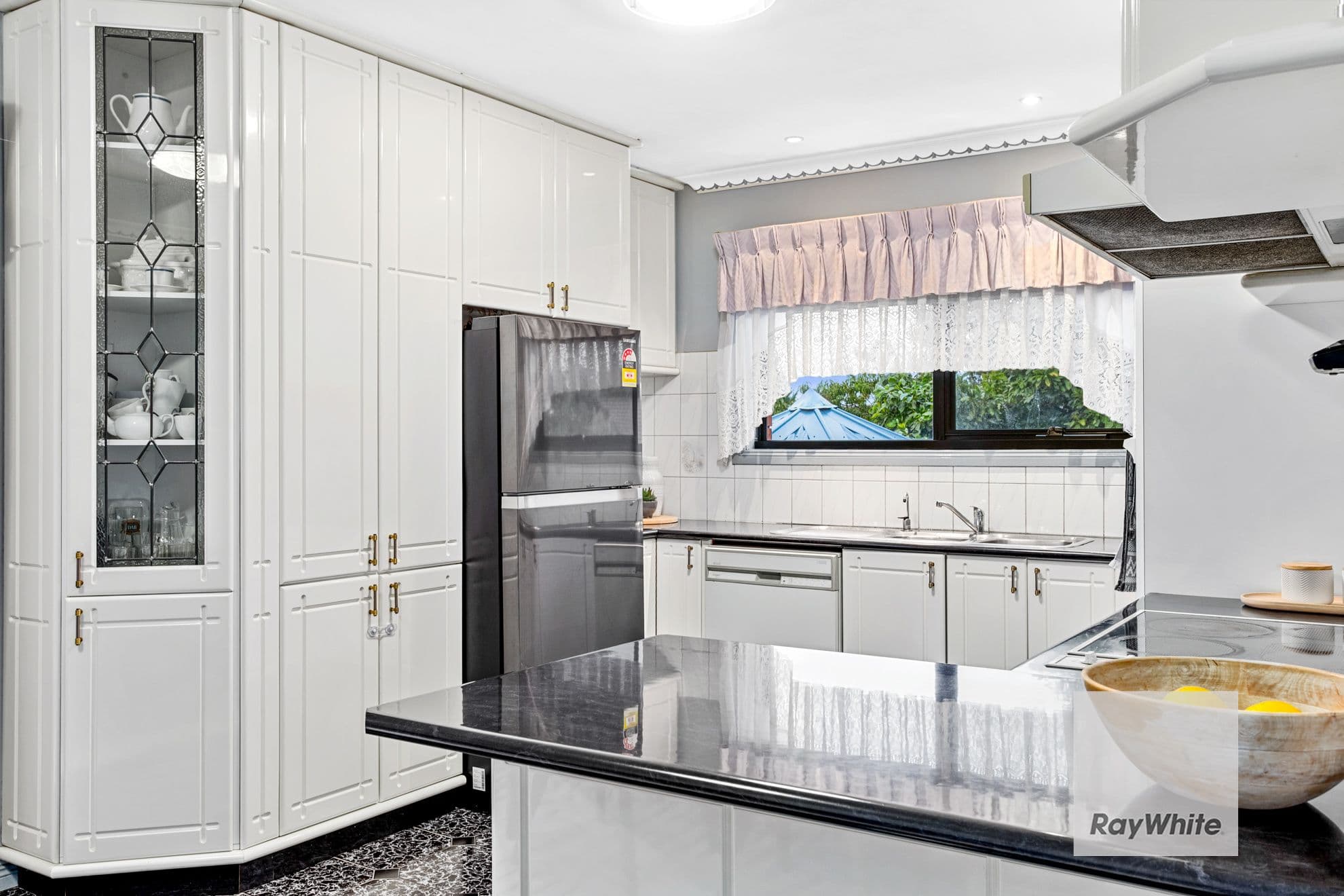 3 Frost Drive, Delahey VIC 3037, Delahey - Thumbnail 4