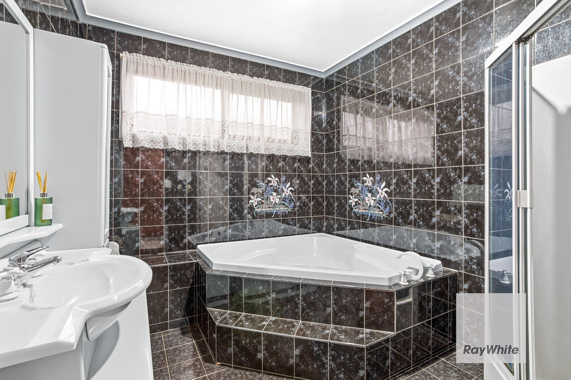 3 Frost Drive, Delahey VIC 3037, Delahey - Thumbnail 7