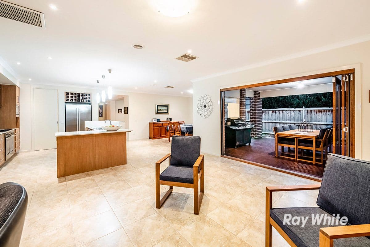47 Angelica Crescent, Croydon Hills - Thumbnail 5