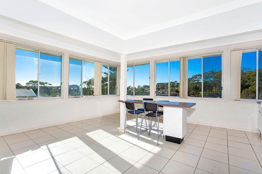 14 Parry Avenue, TERRIGAL NSW 2260, Terrigal - Thumbnail 2
