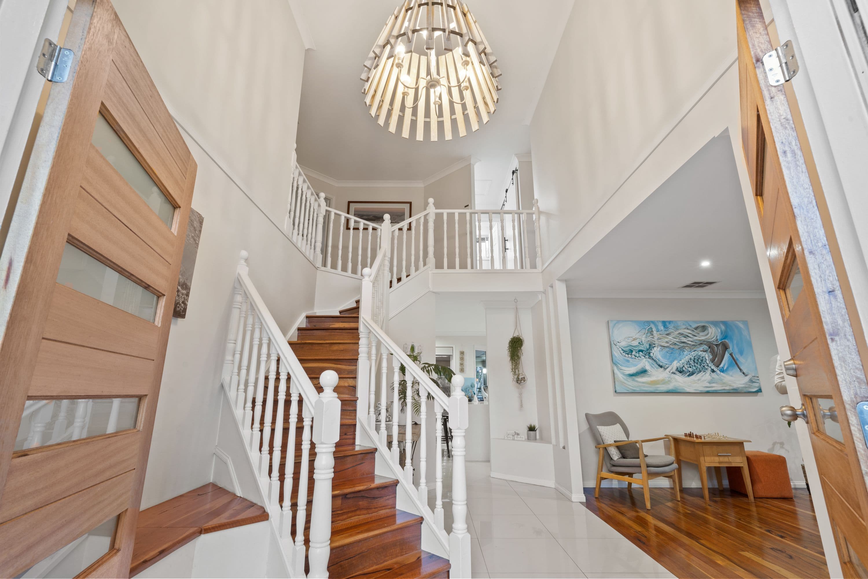 113 Port Jackson Boulevard, Clear Island Waters QLD 4226, Clear Island Waters - Thumbnail 3