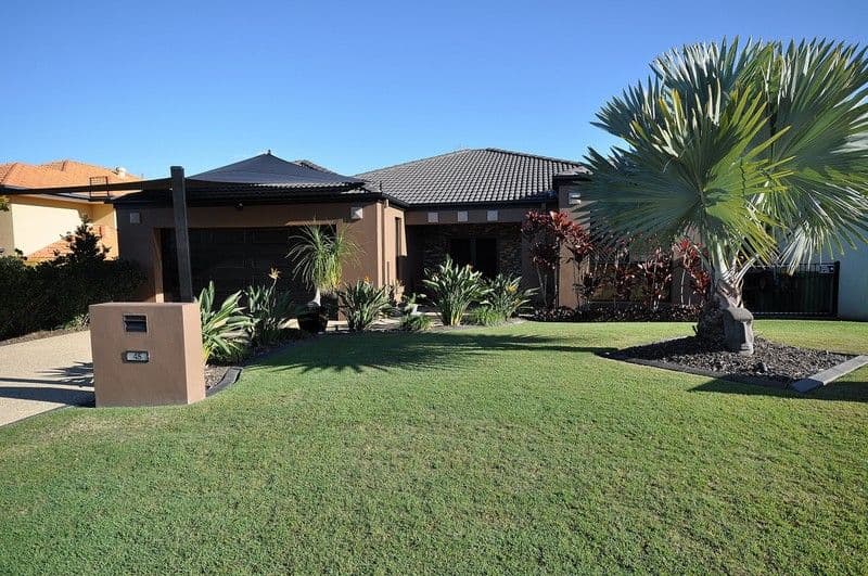 45 Maltravers Drive, ARUNDEL QLD 4214, Arundel - Thumbnail 5