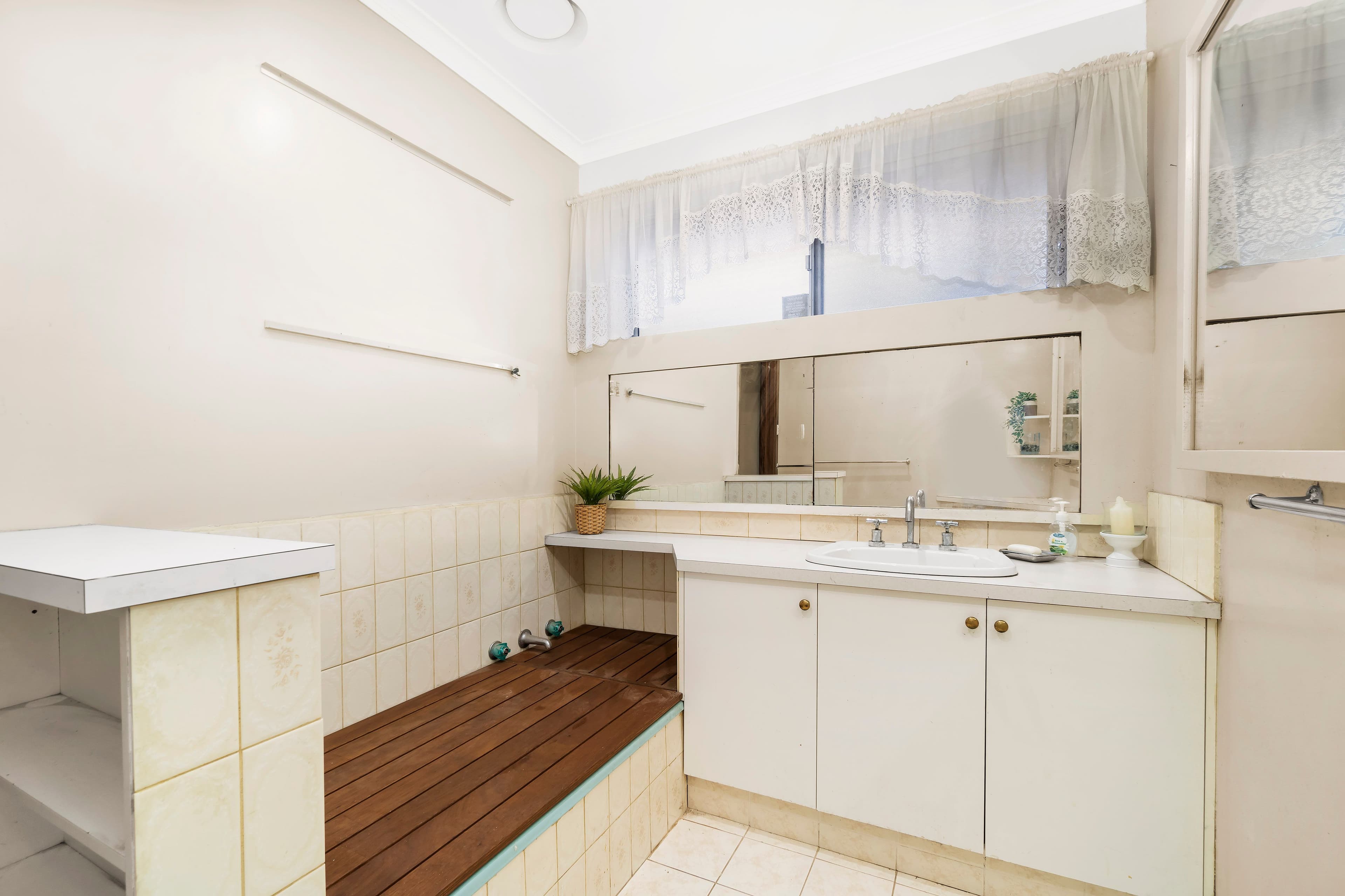 2 Gilbert Court, Scoresby VIC 3179, Scoresby - Thumbnail 5