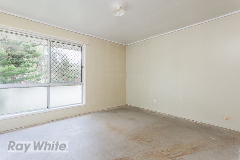 8 Tones Road, Mansfield QLD 4122, Mansfield - Thumbnail 5