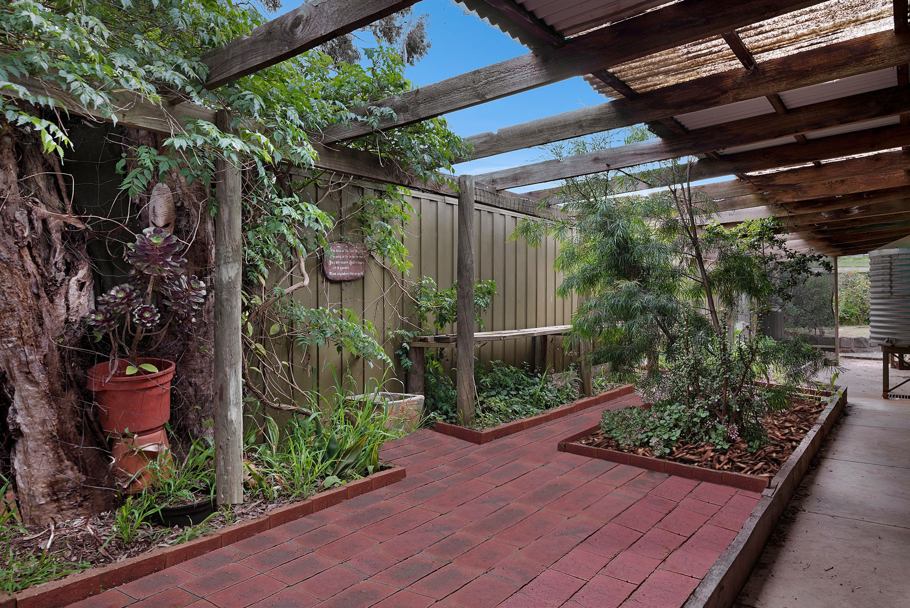 2-4 Kirby Street, Golden Square VIC 3555, Golden Square - Thumbnail 3
