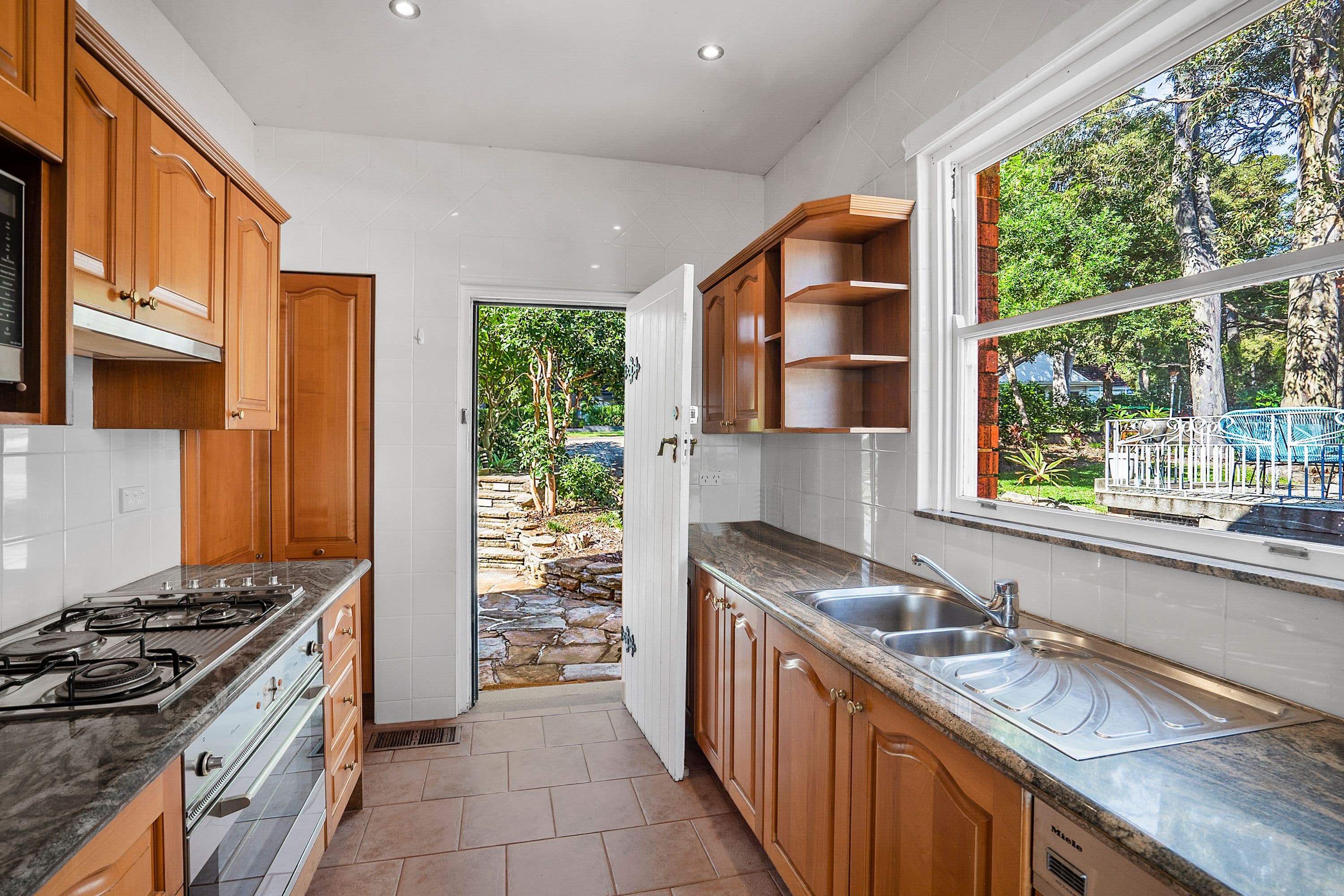 200 Hudson Parade, Clareville - Thumbnail 4