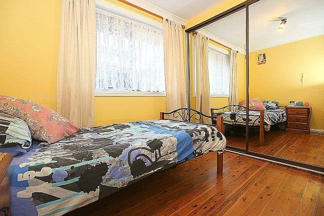 128 Rex Road, GEORGES HALL NSW 2198, Georges Hall - Thumbnail 7