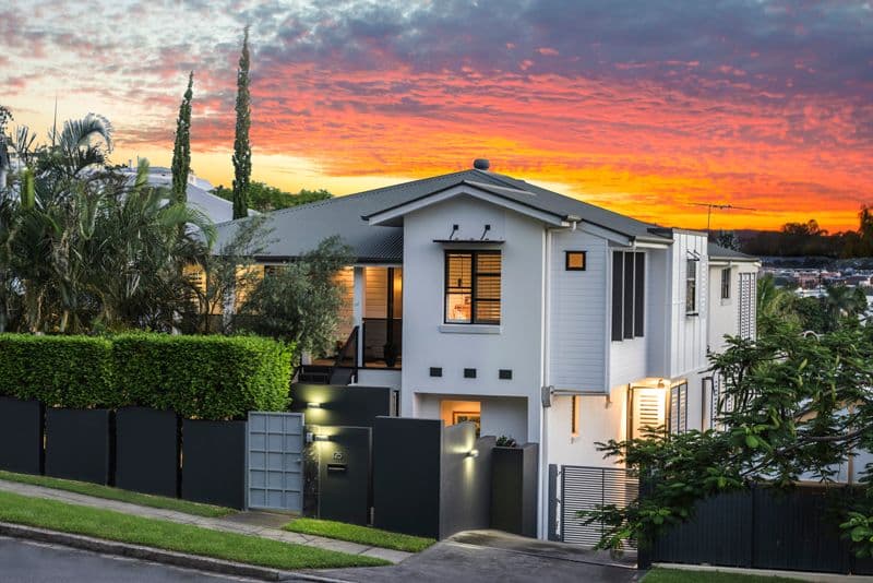 125 Crosby Road, Hamilton QLD 4007, Hamilton - Thumbnail 2