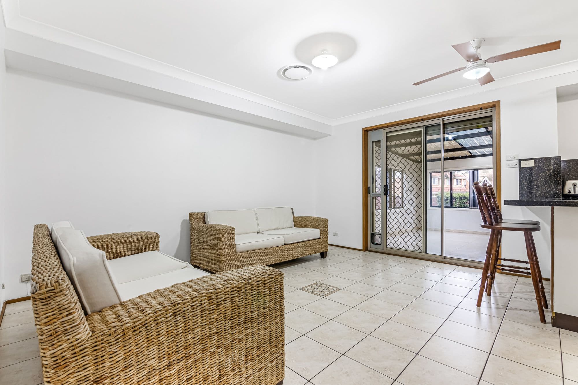 7 Phar Lap Close, Casula NSW 2170, Casula - Thumbnail 5