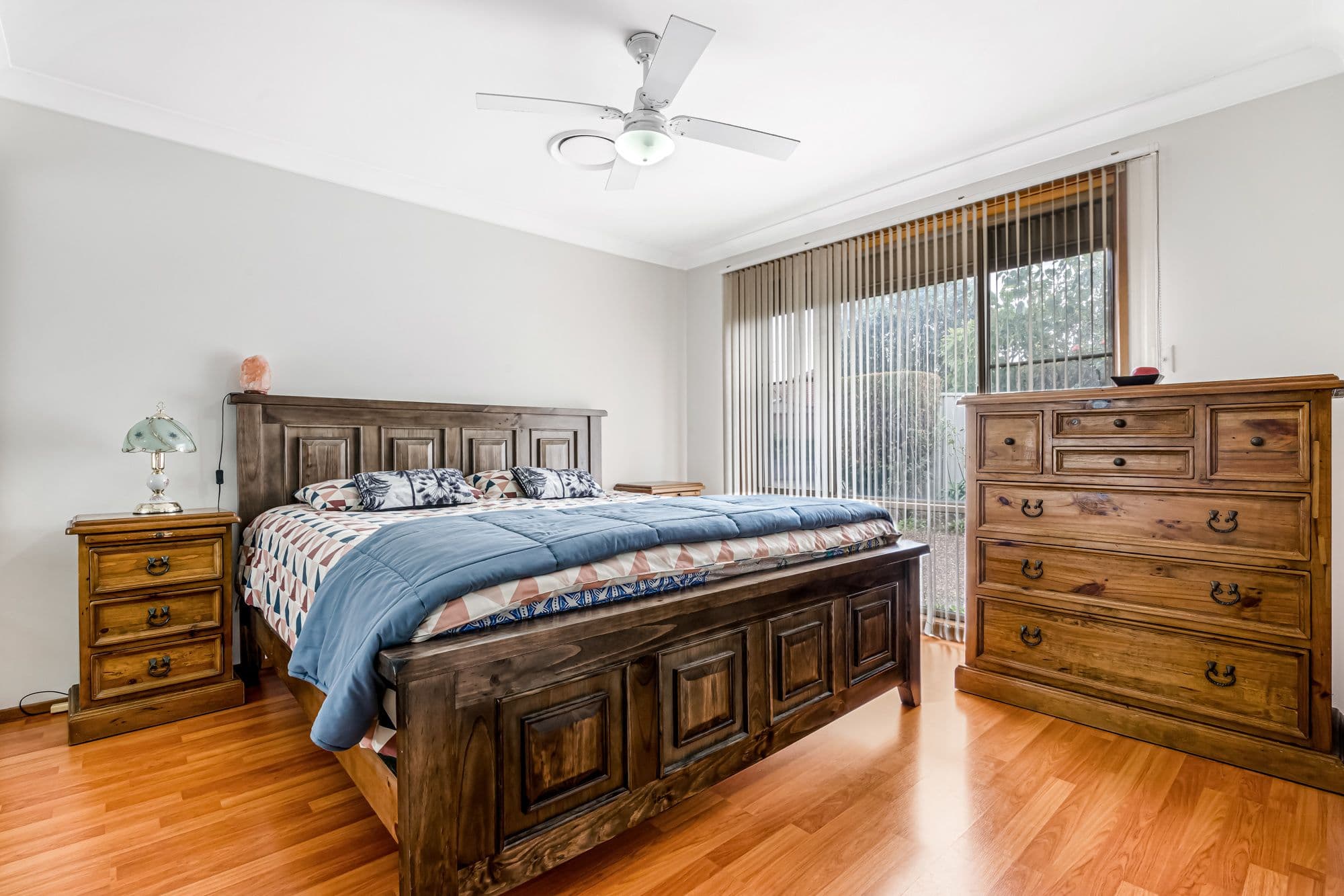 7 Phar Lap Close, Casula NSW 2170, Casula - Thumbnail 6
