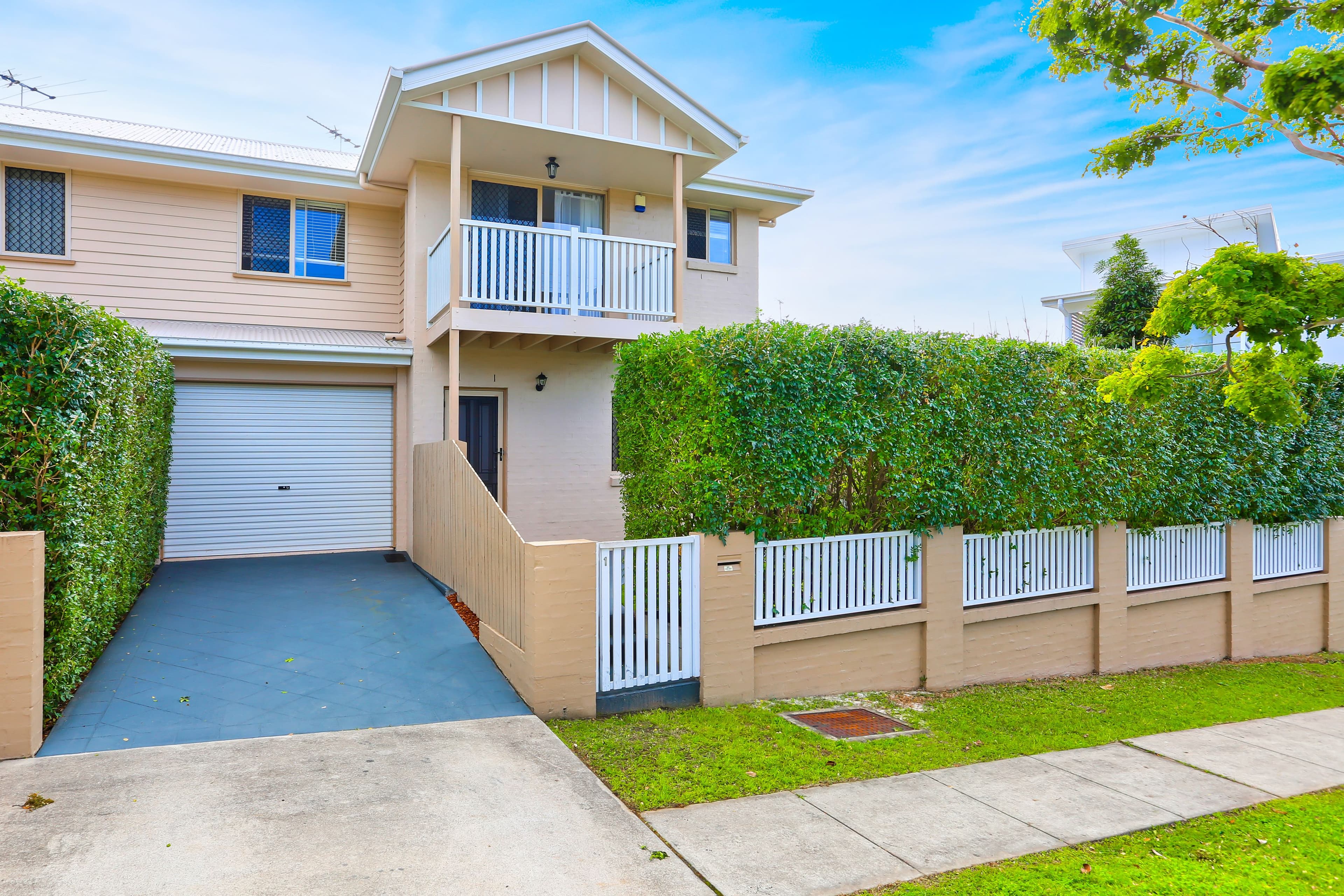 11 White Street, Everton Park QLD 4053, Everton Park - Image 1