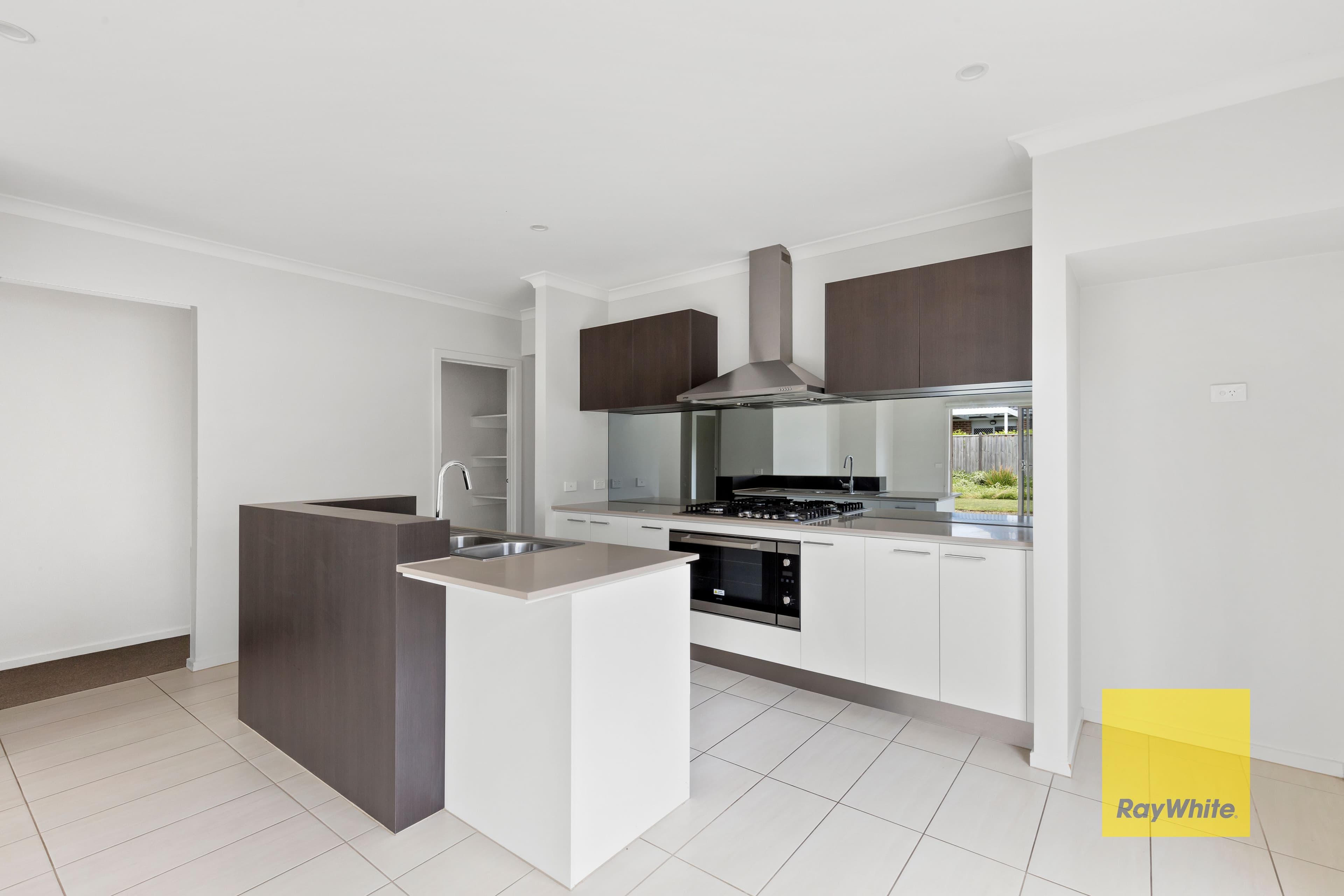 6 Winterfell Road, CHARLEMONT VIC 3217, Charlemont - Thumbnail 2