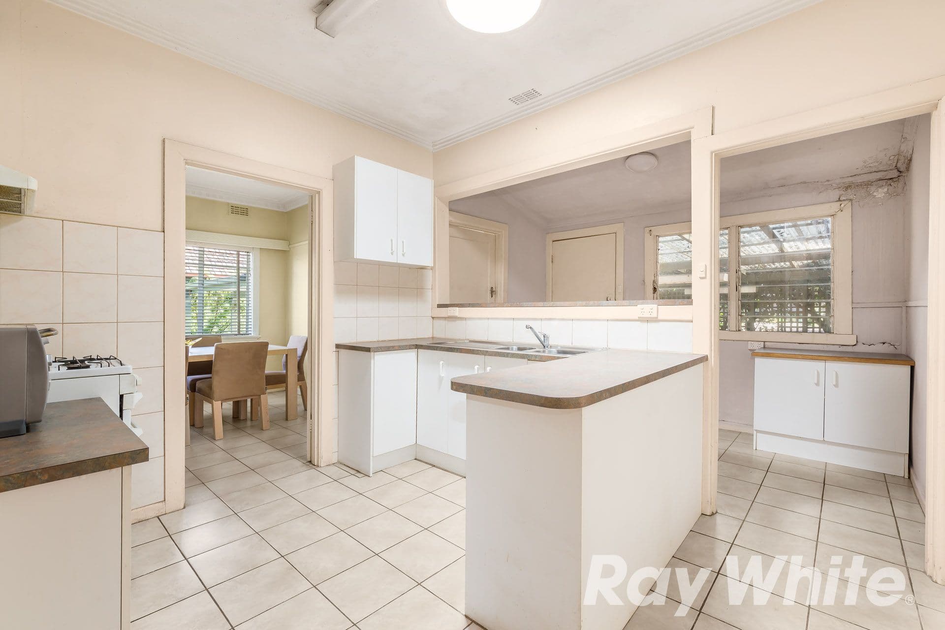 32 Brassey Avenue, Rosanna VIC 3084, Rosanna - Thumbnail 5