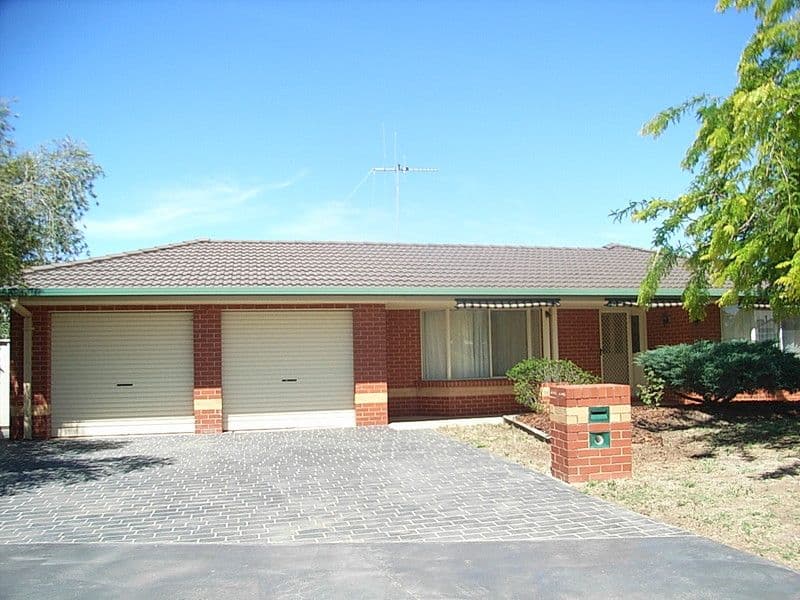 15 Oscar Place, ECHUCA VIC 3564, Echuca - Image 1