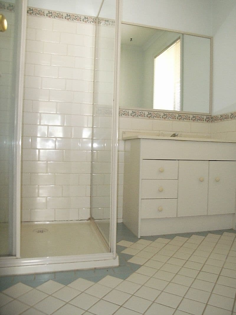 15 Oscar Place, ECHUCA VIC 3564, Echuca - Thumbnail 4