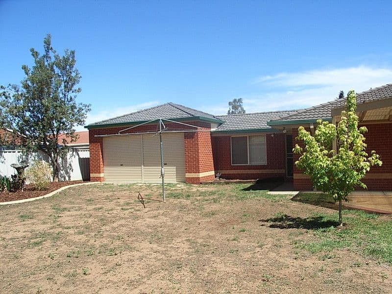 15 Oscar Place, ECHUCA VIC 3564, Echuca - Thumbnail 6