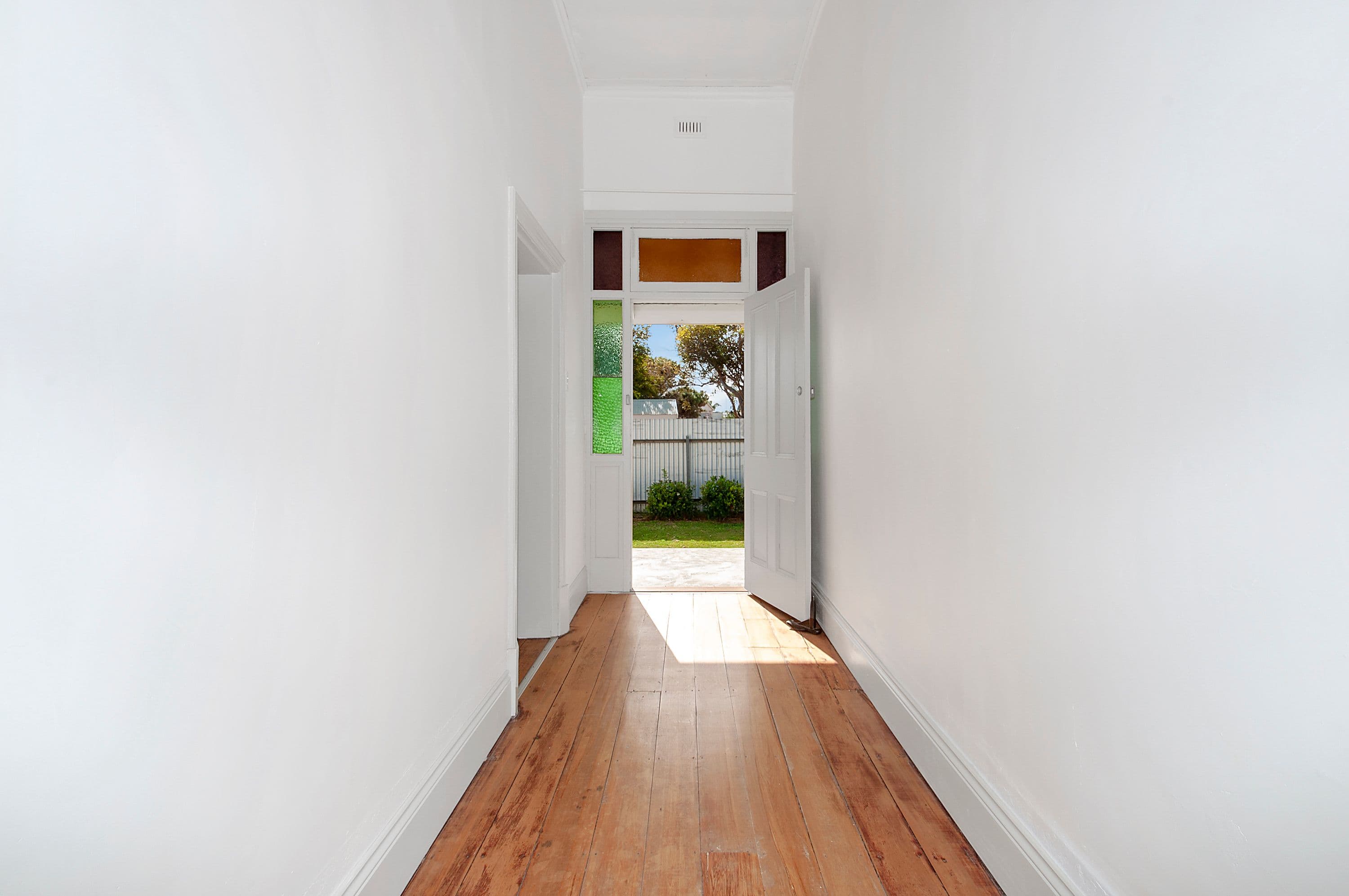 16 Victoria Street, Wallaroo SA 5556, Wallaroo - Thumbnail 2