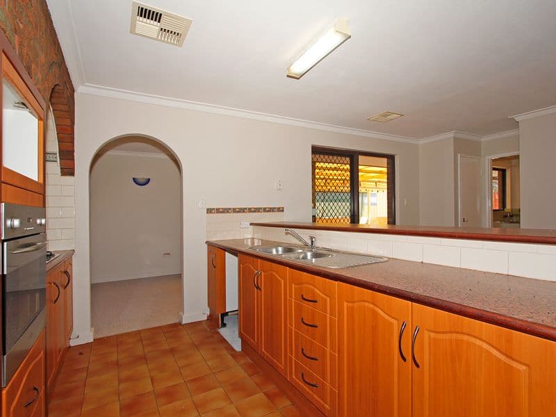 22 Oakover Way, GOSNELLS WA 6110, Gosnells - Thumbnail 2
