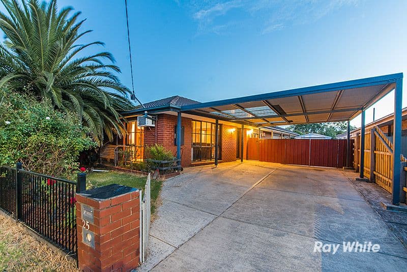 25 Caroline Crescent, Cranbourne West VIC 3977, Cranbourne West - Image 1