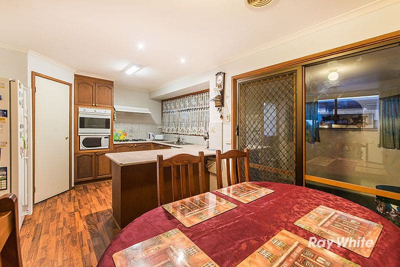 25 Caroline Crescent, Cranbourne West VIC 3977, Cranbourne West - Thumbnail 3