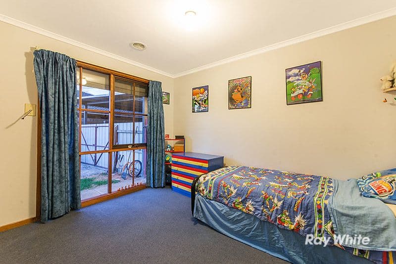 25 Caroline Crescent, Cranbourne West VIC 3977, Cranbourne West - Thumbnail 7