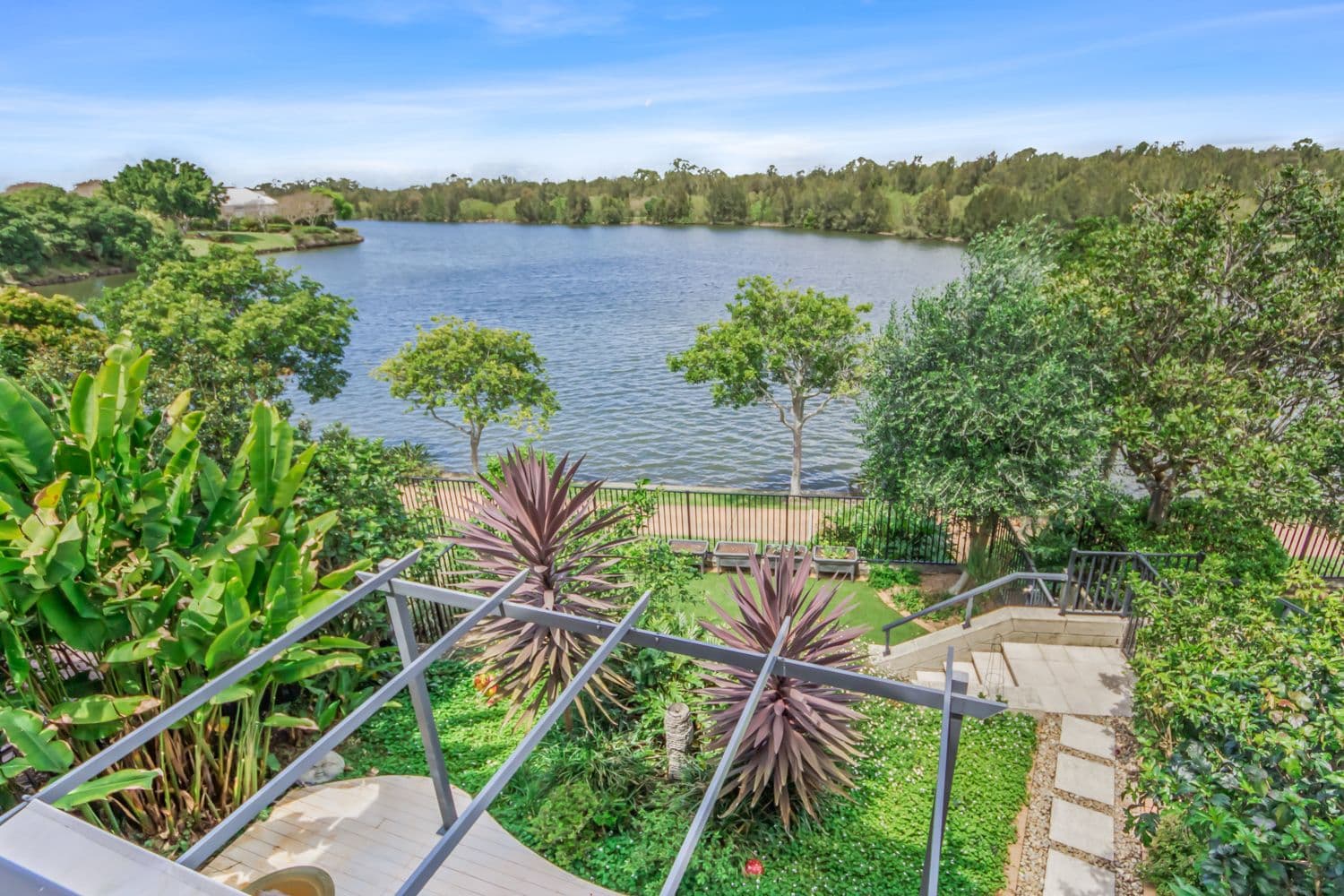3051 Quay South Drive, Carrara QLD 4211, Carrara - Thumbnail 3