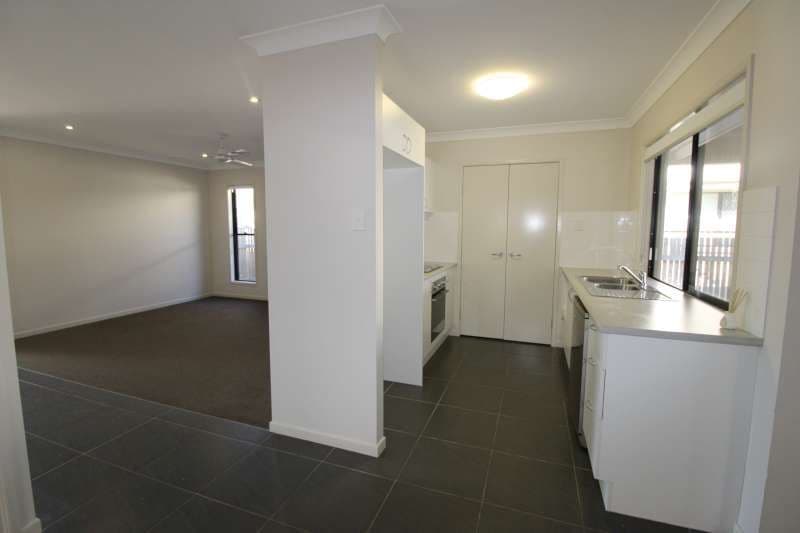 6 Smugglers Cove, Mount Low QLD 4818, Mount Low - Thumbnail 2