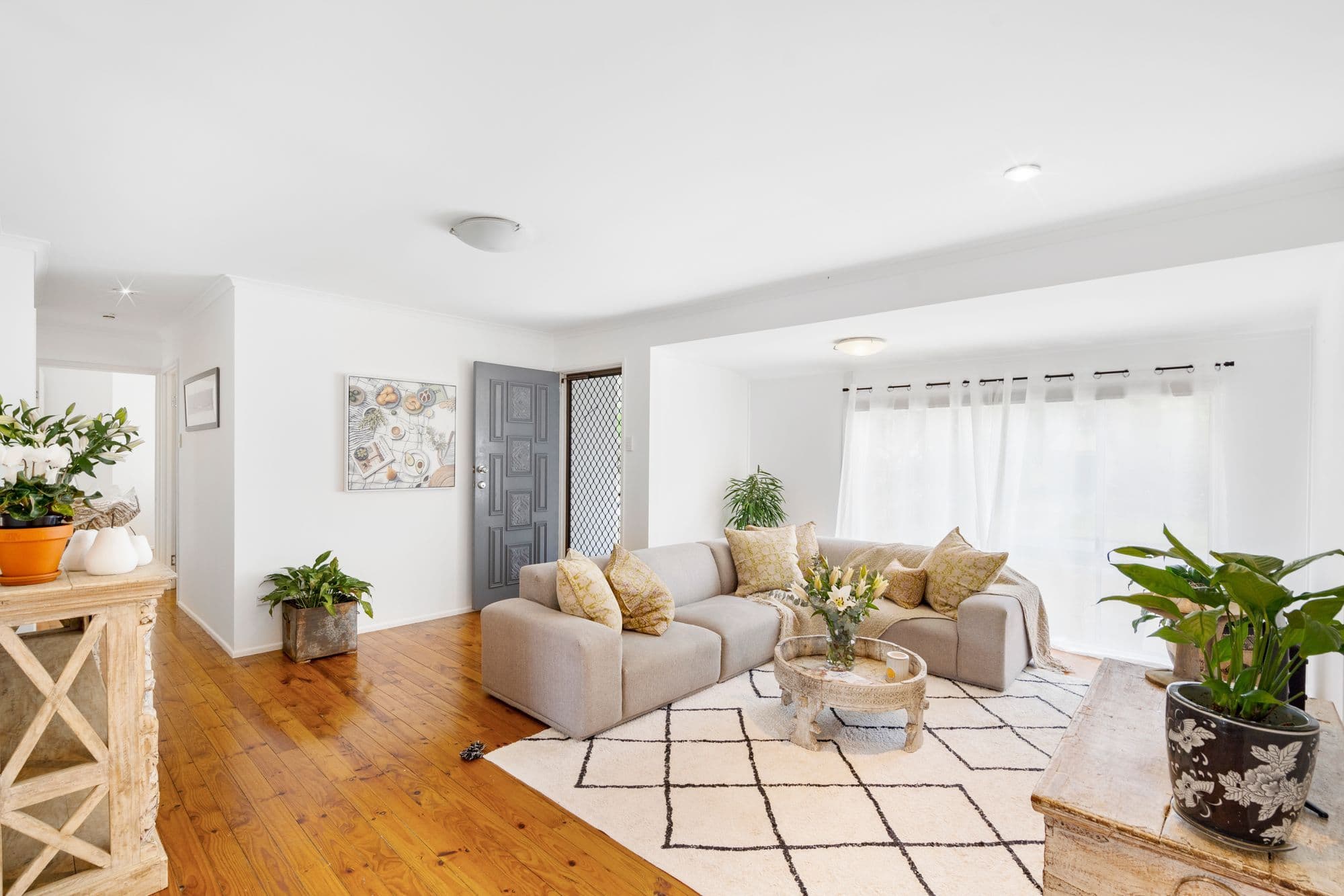 18 Avalon Street, Oxley QLD 4075, Oxley - Thumbnail 2