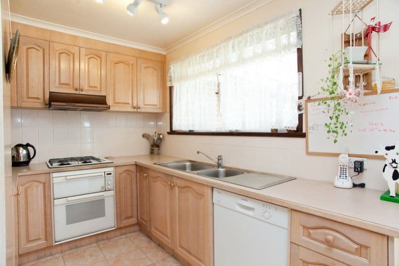 13 Ashdown Court, LALOR VIC 3075, Lalor - Thumbnail 2