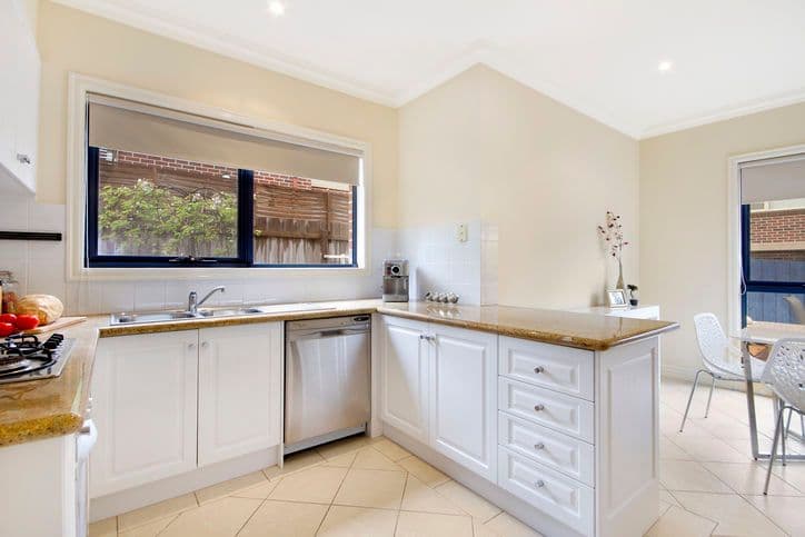 8-12 Nonda Avenue, DONCASTER EAST VIC 3109, Doncaster East - Thumbnail 4