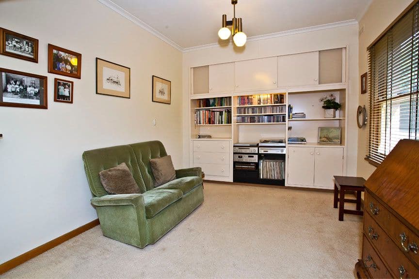 61 Panoramic Grove, Glen Waverley VIC 3150, Glen Waverley - Thumbnail 5