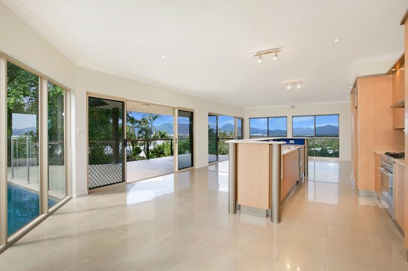 6 Aldinga Close, WHITFIELD QLD 4870, Whitfield - Thumbnail 4