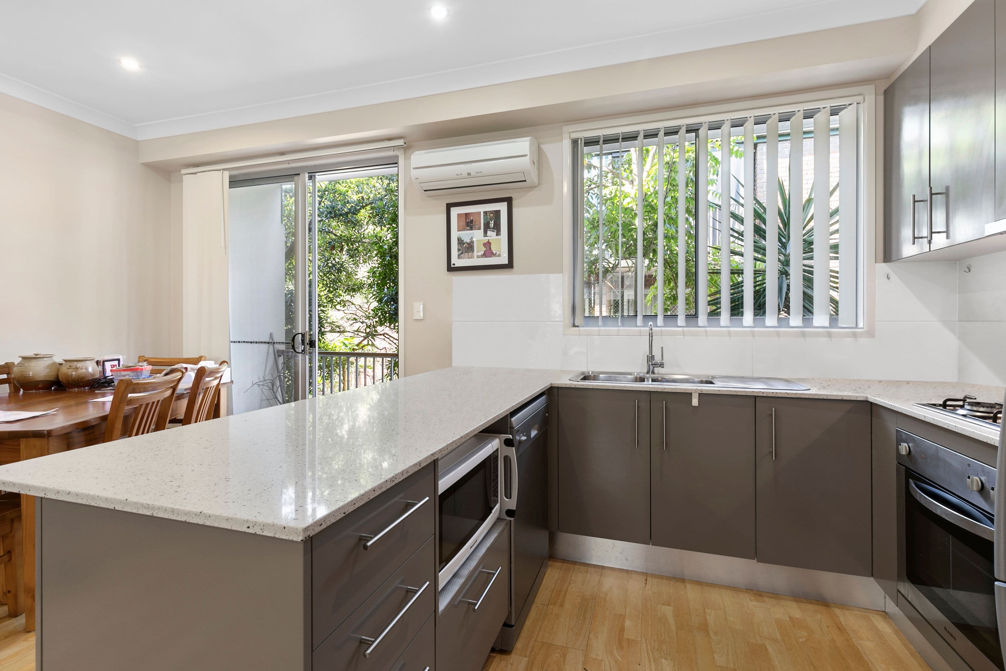 64 Dickson Street, Morningside QLD 4170, Morningside - Thumbnail 5