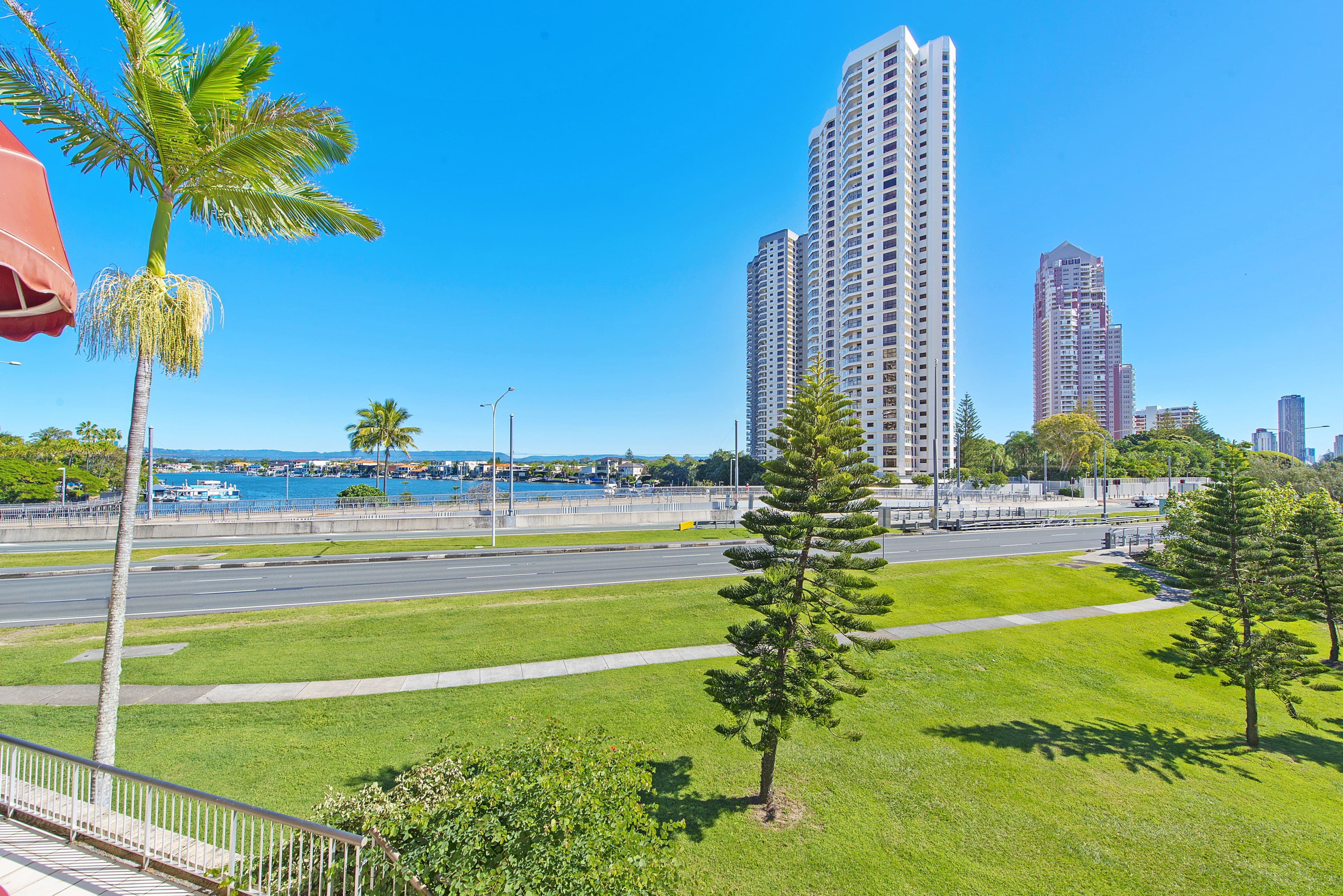 192 Ferny Avenue, Surfers Paradise QLD 4217, Surfers Paradise - Thumbnail 4