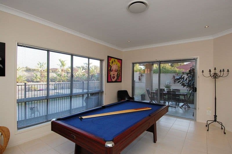 61 Arun Drive, ARUNDEL QLD 4214, Arundel - Thumbnail 5