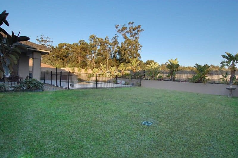 61 Arun Drive, ARUNDEL QLD 4214, Arundel - Thumbnail 6